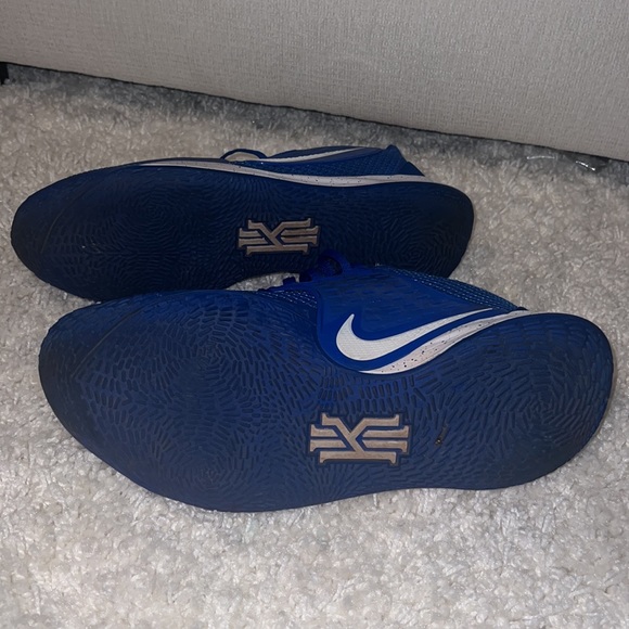 Kyrie racer blue 2 TB - Picture 3 of 9